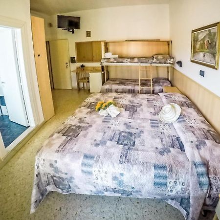Hotel Trianon Bellaria-Igea Marina Zewnętrze zdjęcie