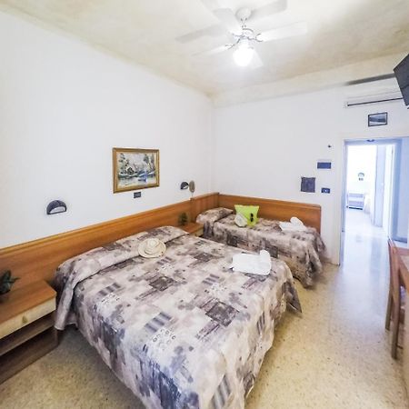 Hotel Trianon Bellaria-Igea Marina Zewnętrze zdjęcie