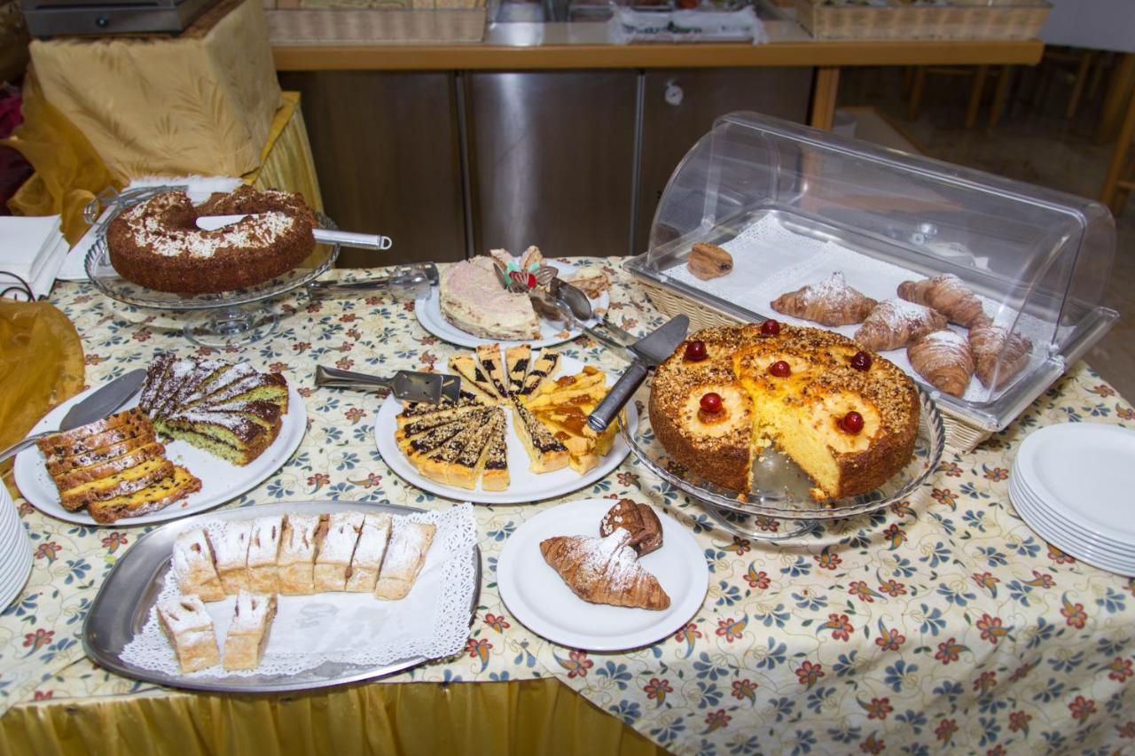 Hotel Trianon Bellaria-Igea Marina Zewnętrze zdjęcie