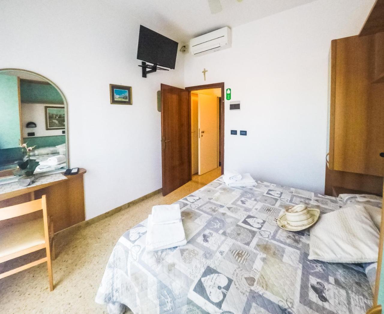 Hotel Trianon Bellaria-Igea Marina Zewnętrze zdjęcie