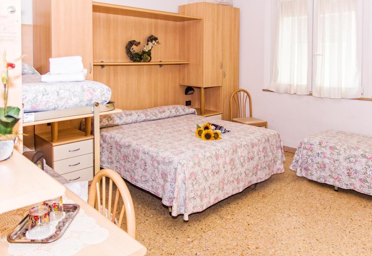 Hotel Trianon Bellaria-Igea Marina Zewnętrze zdjęcie